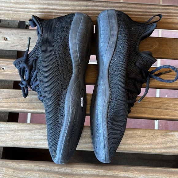 Innovative spiritwear cheer shoes black size 5, new - Picture 3 of 4